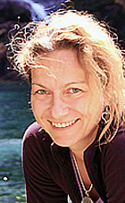 Yoga-Lehrerin Rhia Sabine Häusle Dinhard bei Winterthur
